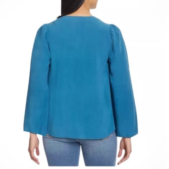 NWT JESSICA SIMPSON Long Flare Sleeve V-Neck Bohemian Blouse Size Medium - Picture 3 of 4